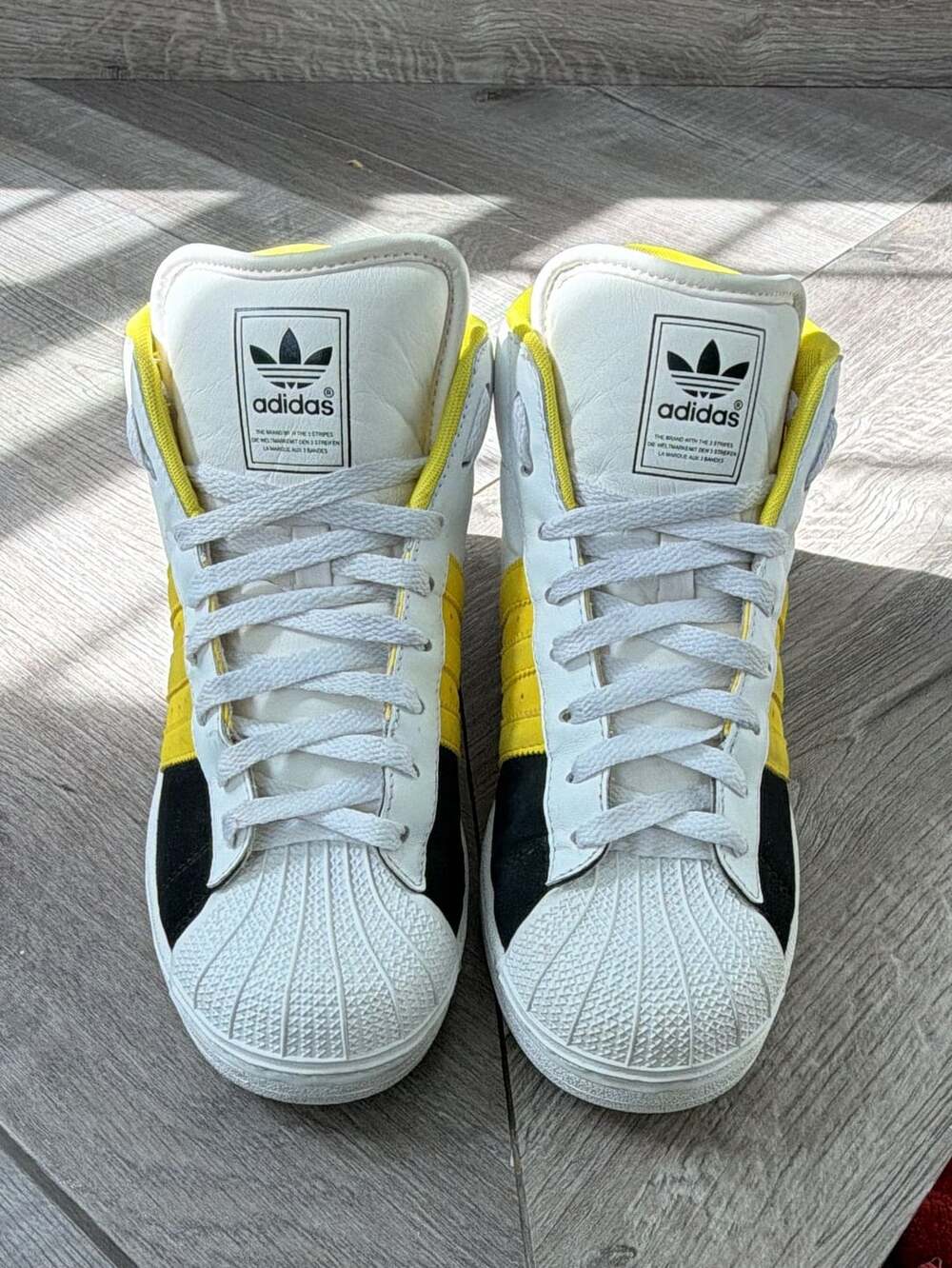 Adidas Pro Model White Black Yellow Men’s High Top Sneakers Art 677855 Size 7.5